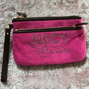 Juicy Couture wristlet 💜💗